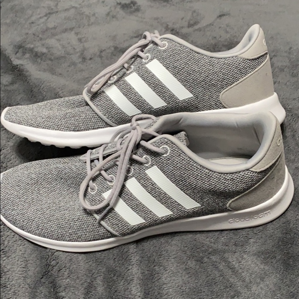 Adidas Tennis Shoe